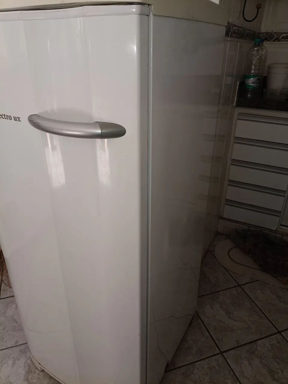 Vendo Freezer Eletrolux F18  - Foto 3