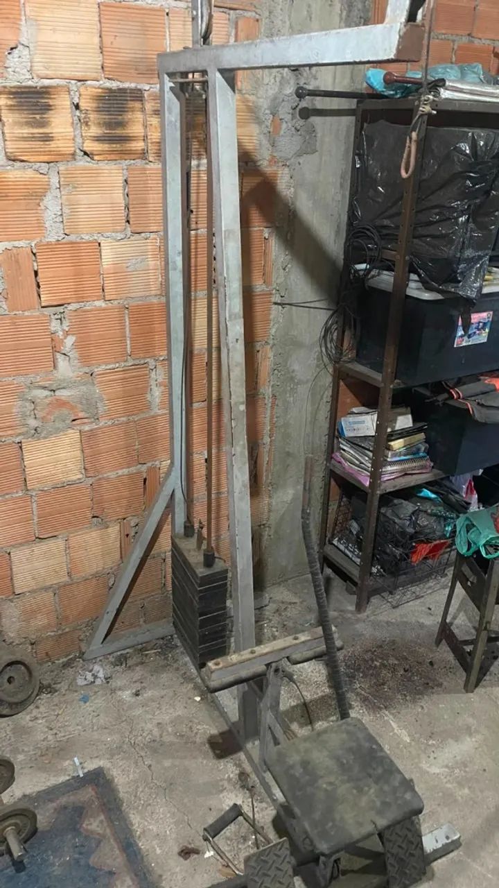 máquina de puxada alta (lat pulldown) - Foto 2