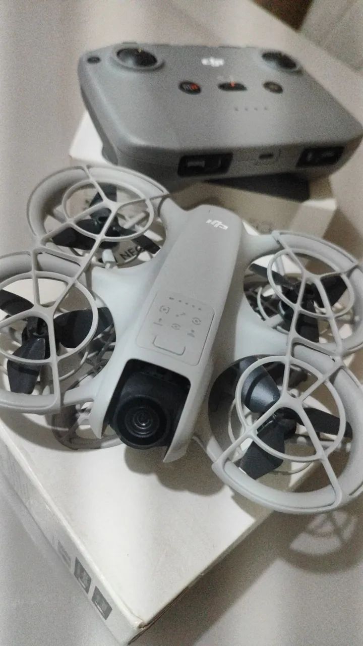 Drone DJI neo, com controle. - Foto 3