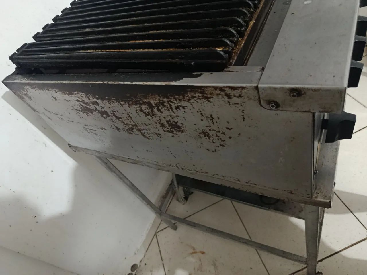 Churrasqueira char broiler Venâncio 60cm - Foto 5