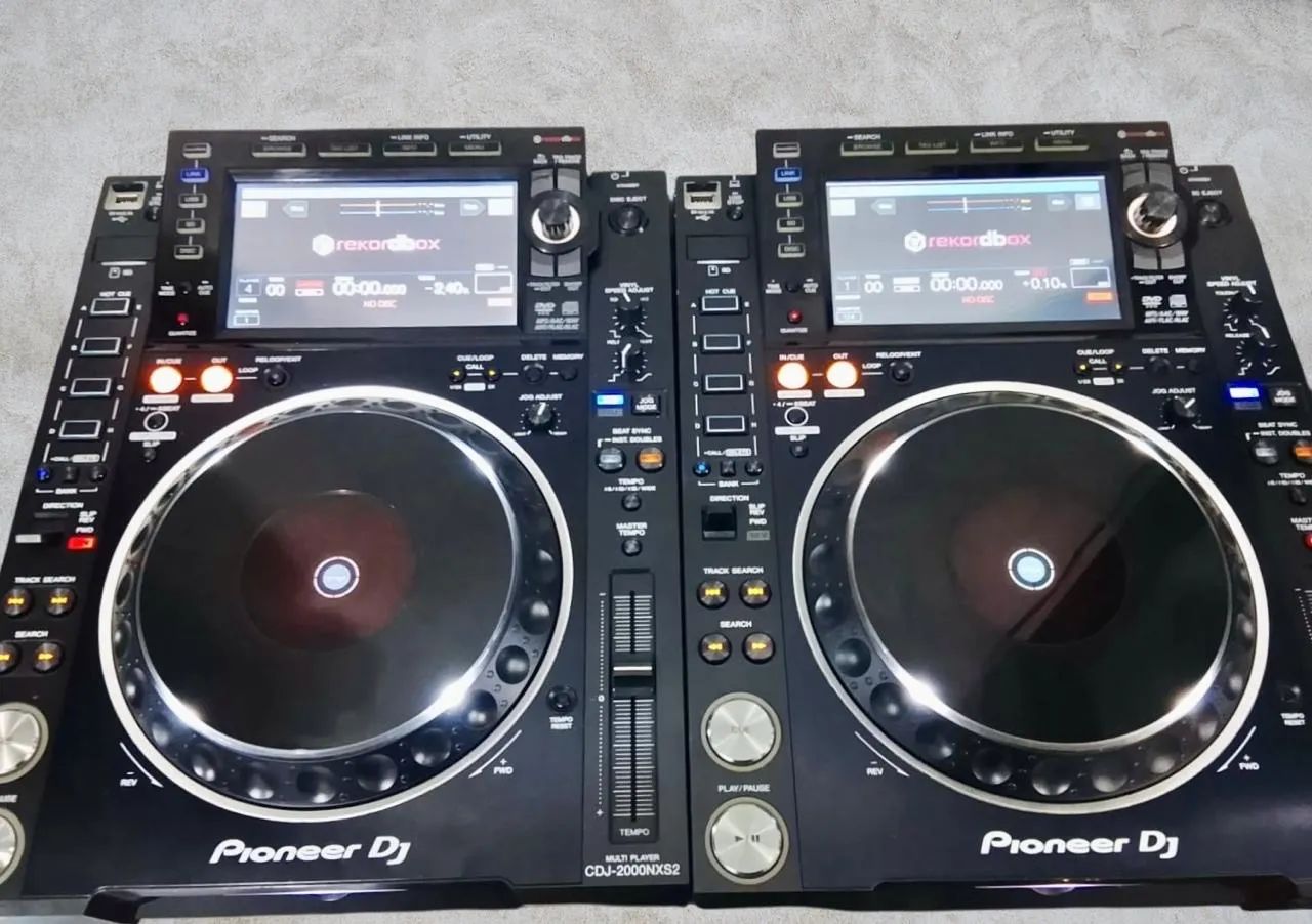 CDJ Pioneer 2000 NXS2 - par 