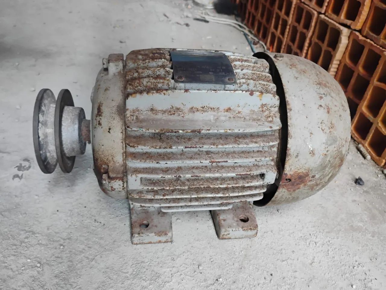 Motor trifásico de 1cv - Foto 2