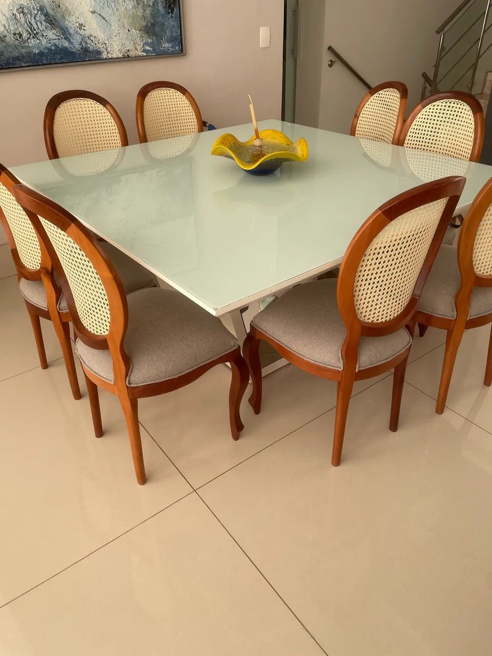 Jogo de jantar com 8 cadeiras - Foto 4