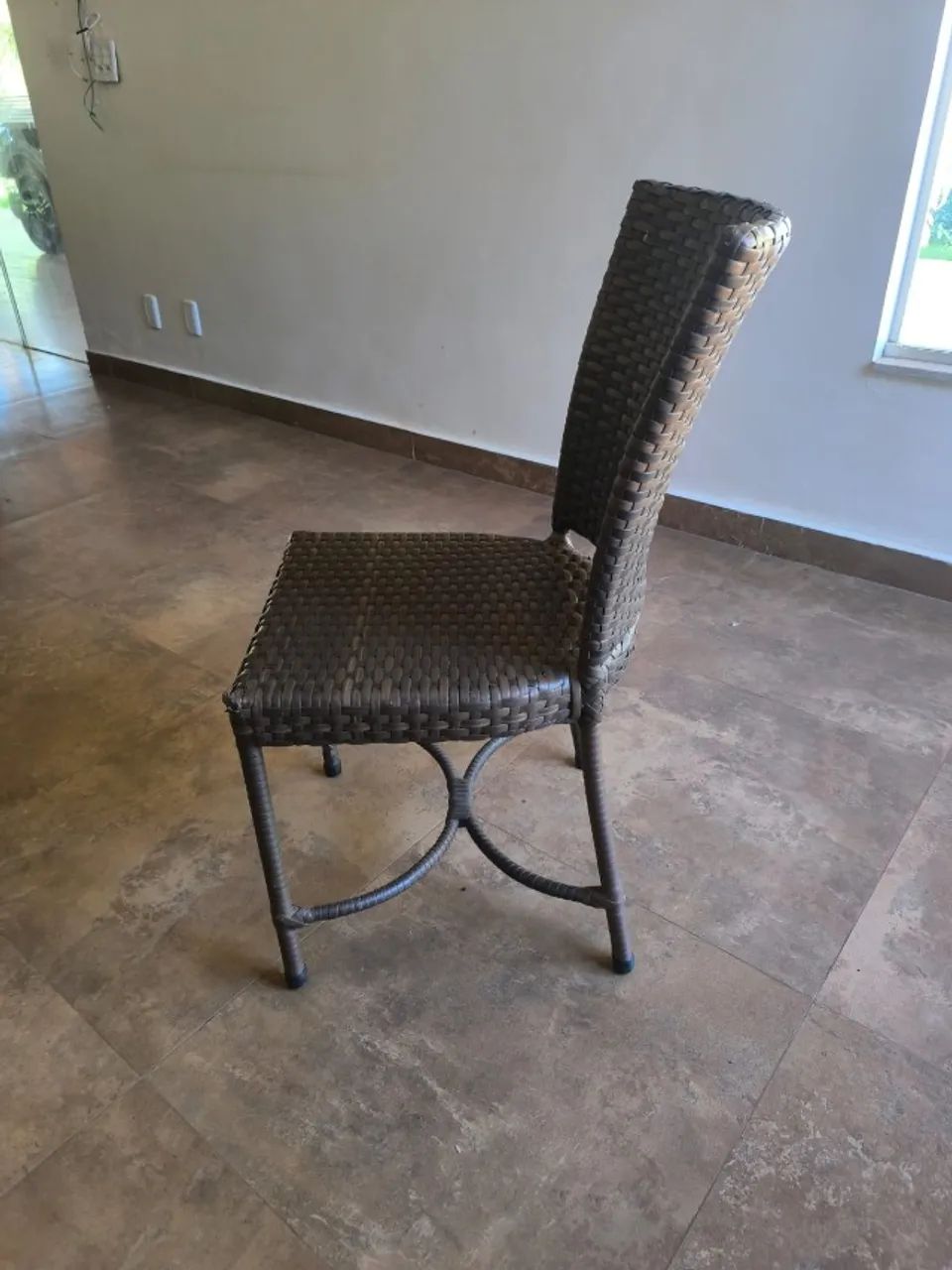 Conjunto Mesa e 10 Cadeiras - Excelente Oportunidade - Foto 4
