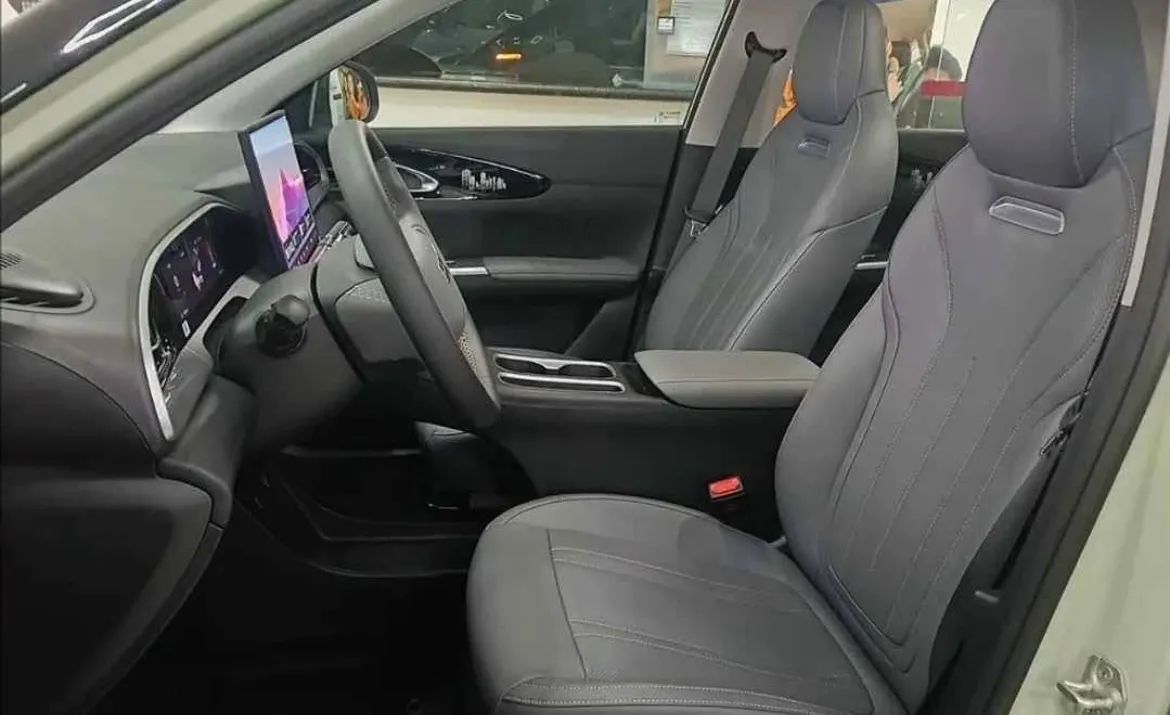 Geely EX2 Max 2026 - Foto 2