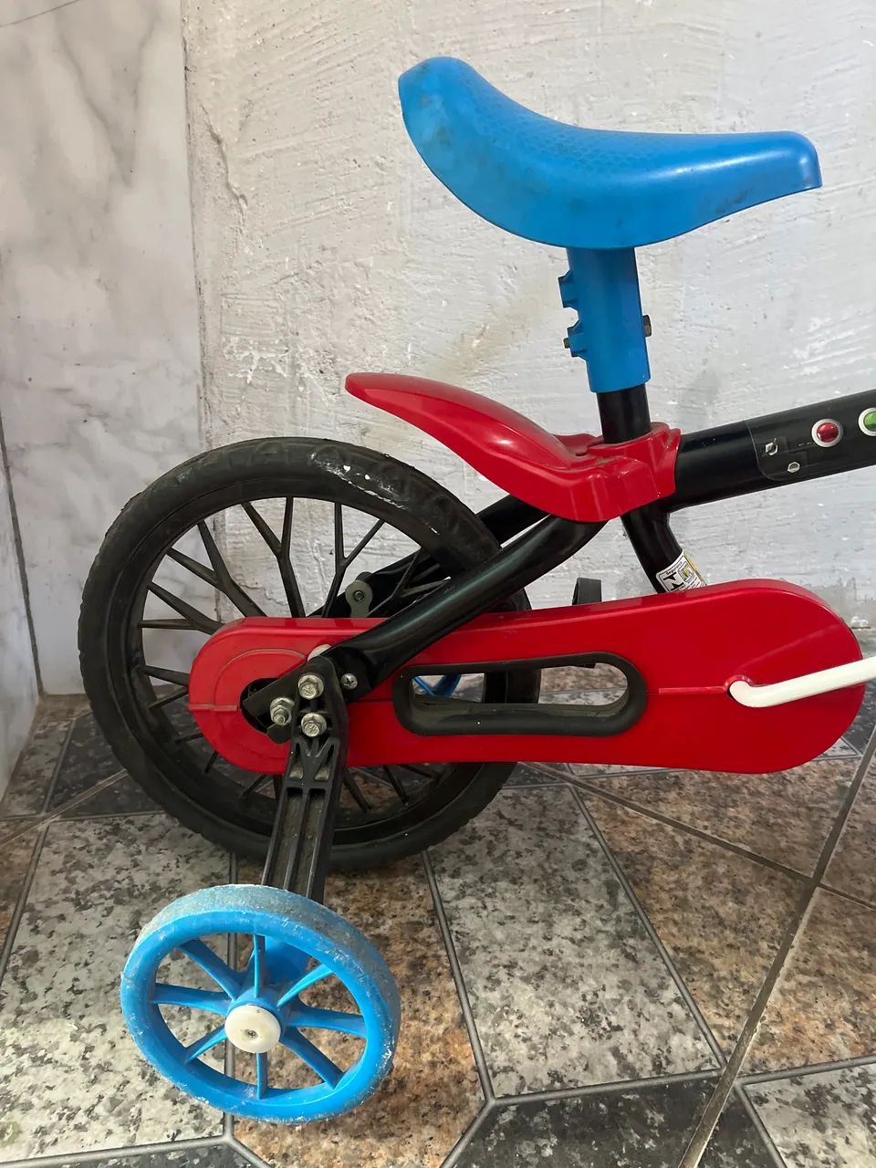 Bicicleta infantil aro12 - Foto 4