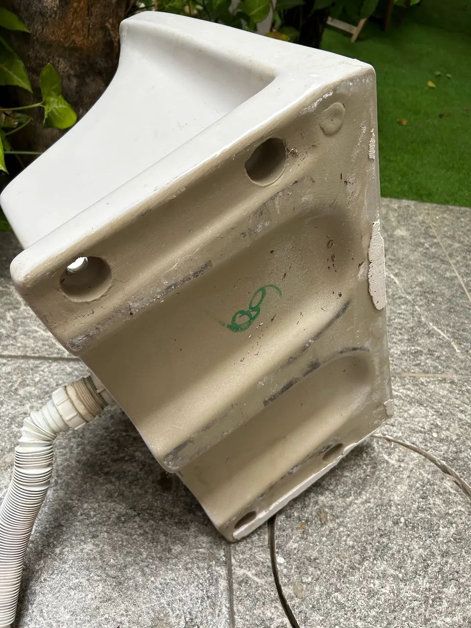 Ceramic Sink - Celite452149396961372162