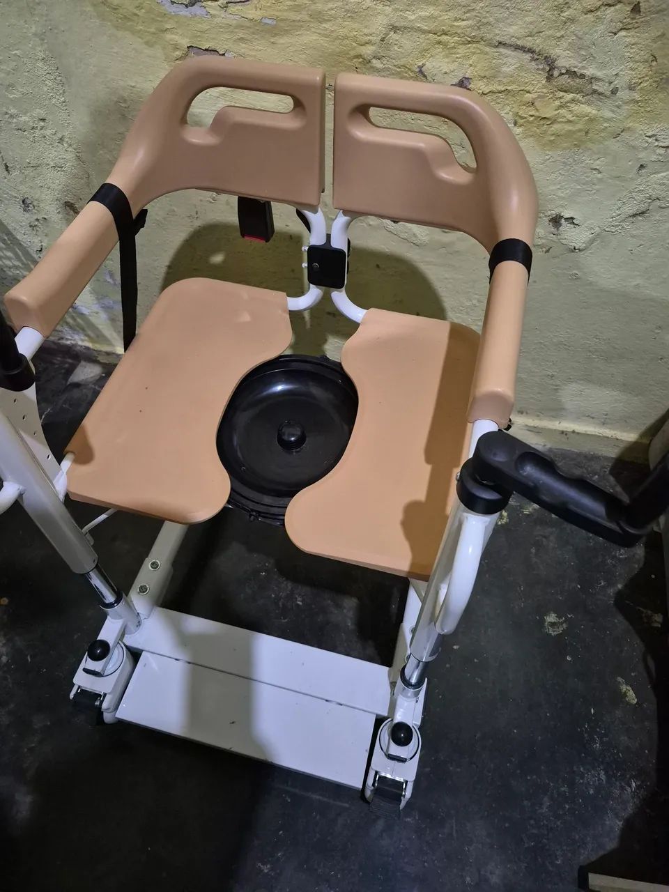 Cadeira de Transferência Multifuncional Longevitech - Foto 4