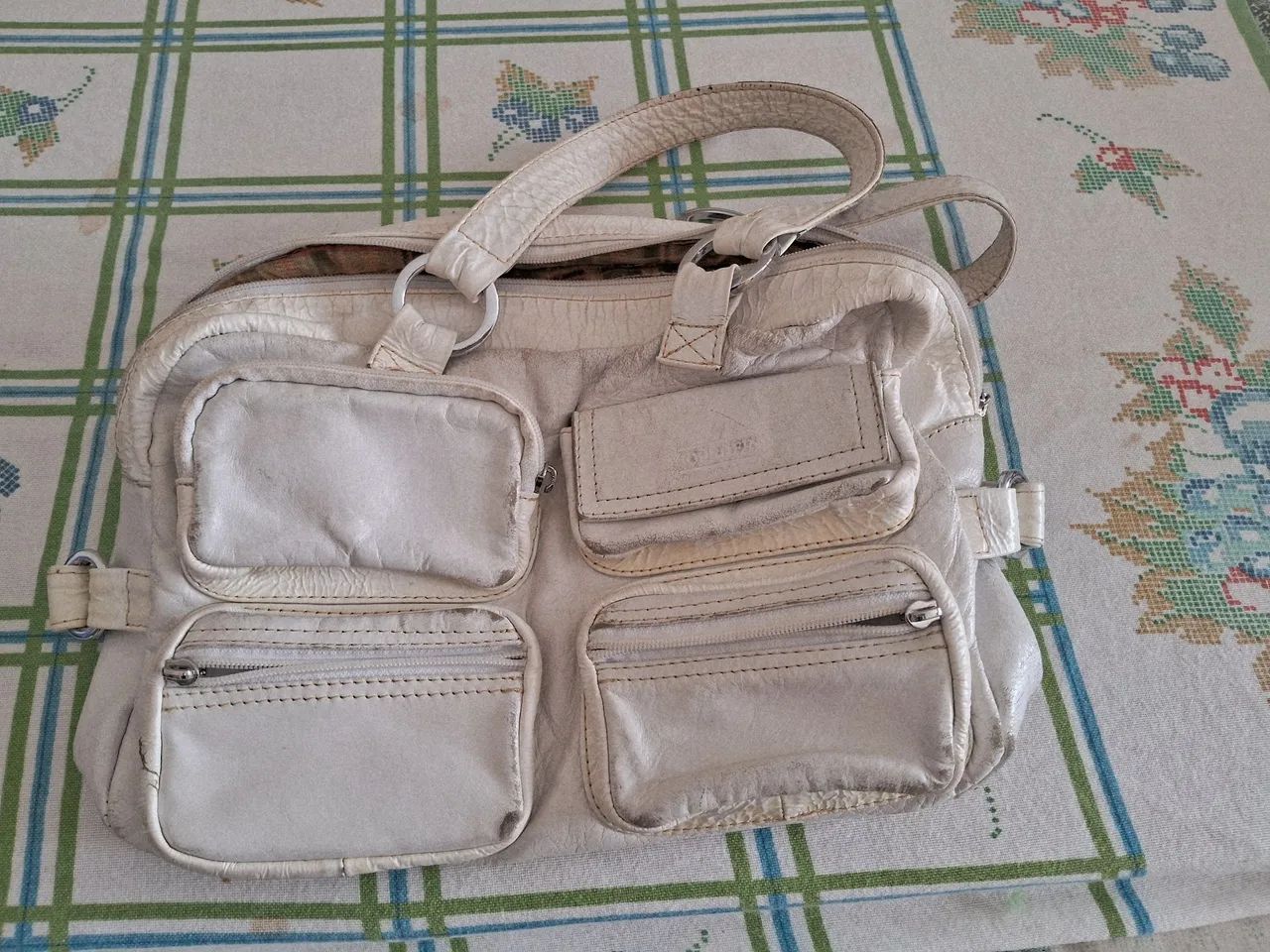 Bolsa Forrada Couro legítimo  - Foto 3
