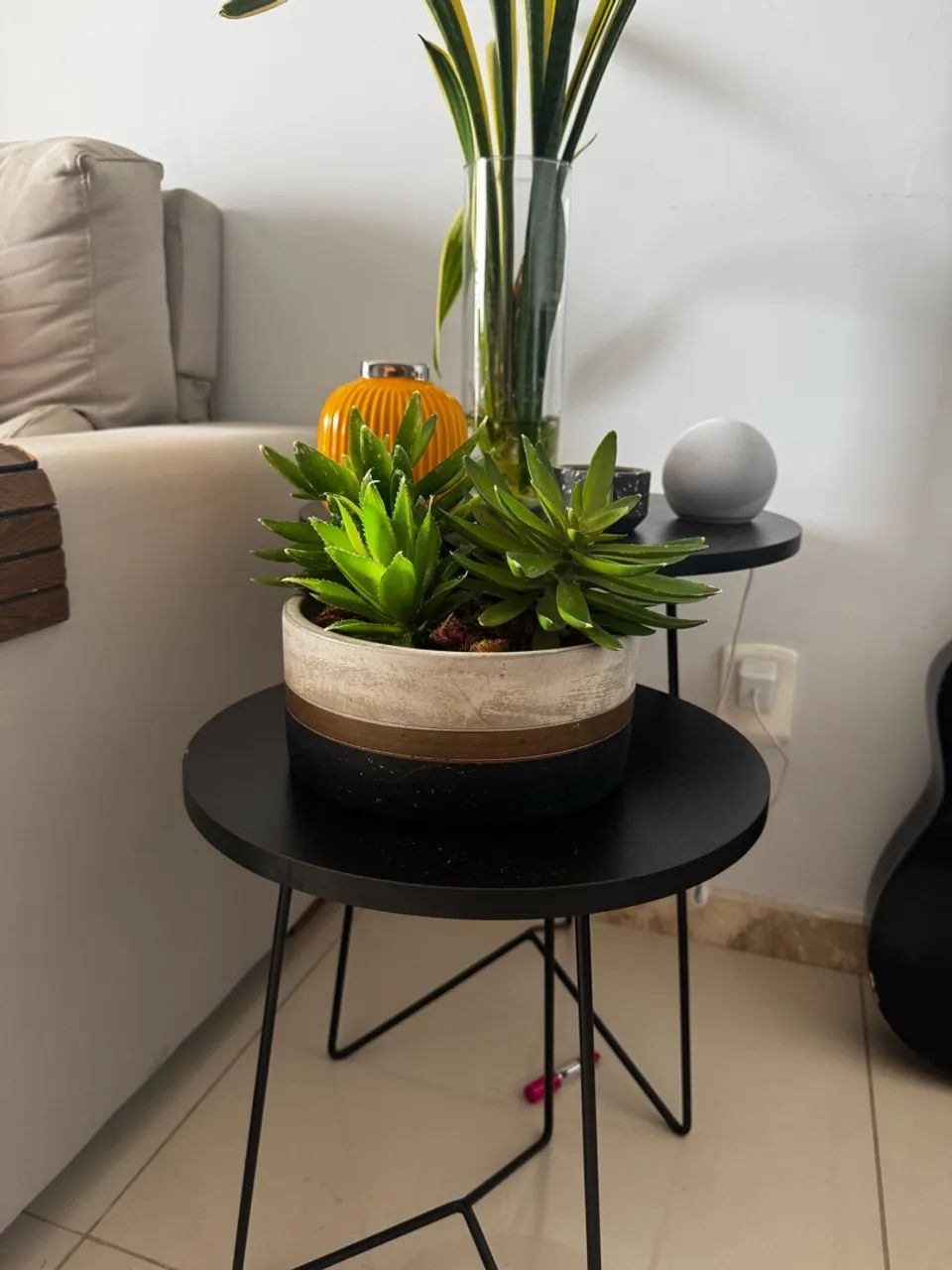 Conjunto com 2 Mesas Laterais Redondas Pretas - Modernas - Foto 2