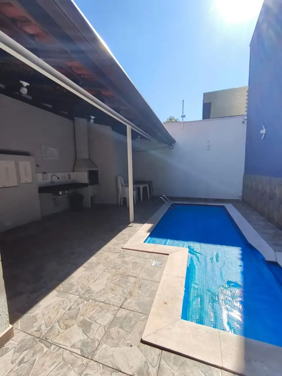 vendo sobrado no Residencial Nsª apartamento - Foto 2