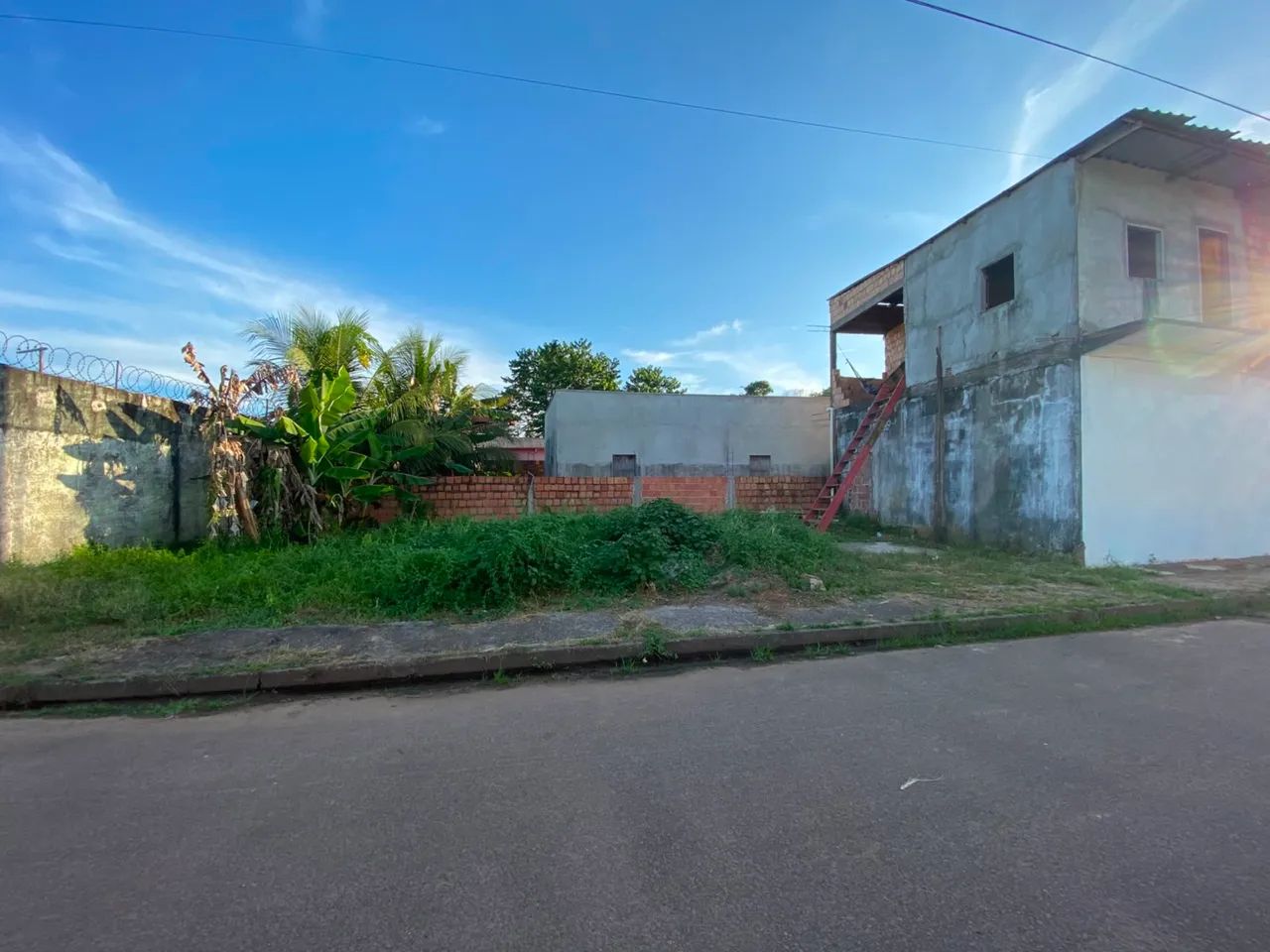     Prédio de Esquina + Área para Construir - Manacapuru - Foto 3