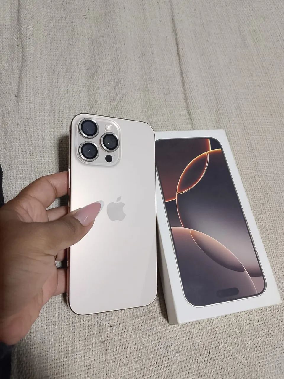 iPhone 16 pro Max 256 semi novo  - Foto 3