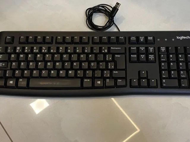 Lote com 04 Teclados Logitech K120 USB com fio - Foto 5
