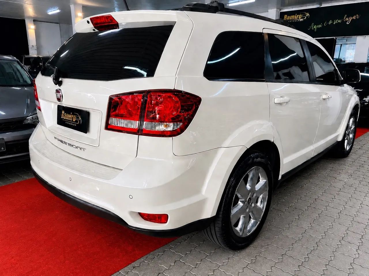 Fiat Freemont 2.4 16V 5P Aut. 2014 - Foto 3
