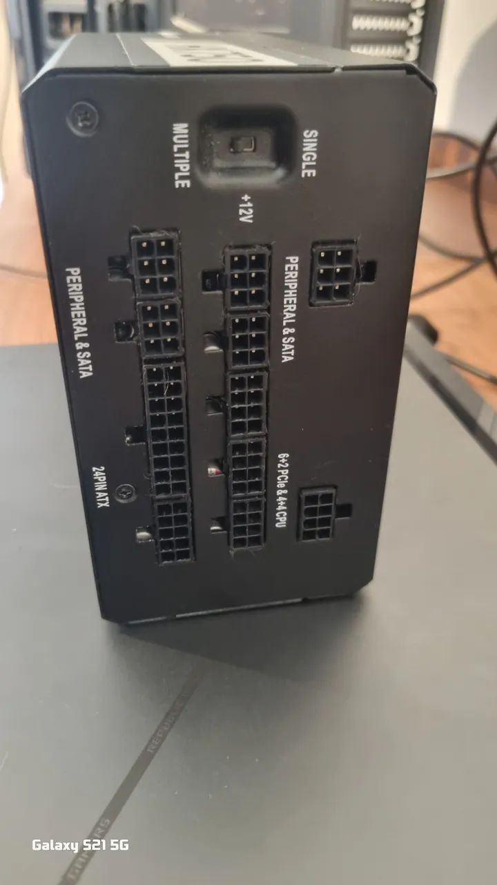 Fonte corsair hx750 platinum - Foto 3