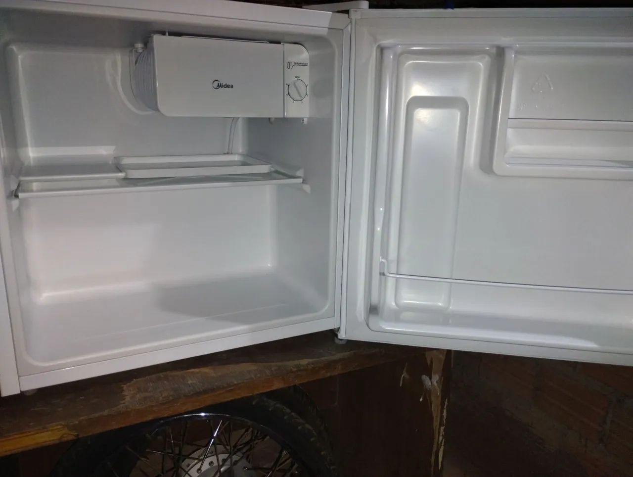 Frigobar Midea nunca usado! - Foto 2