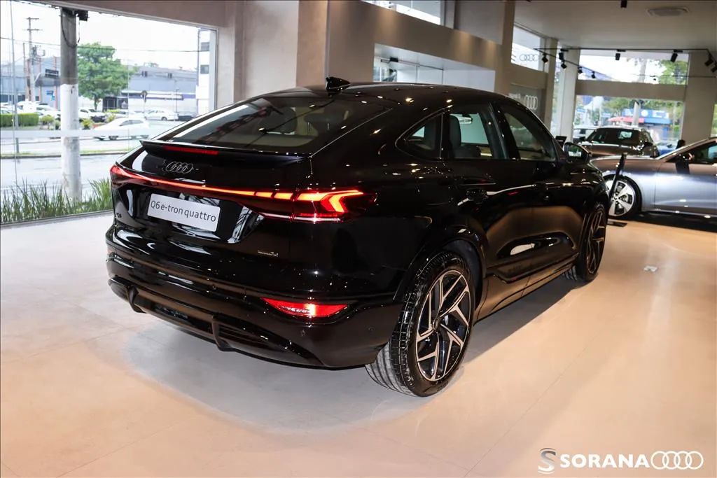Audi E-Tron 2025 - Foto 5