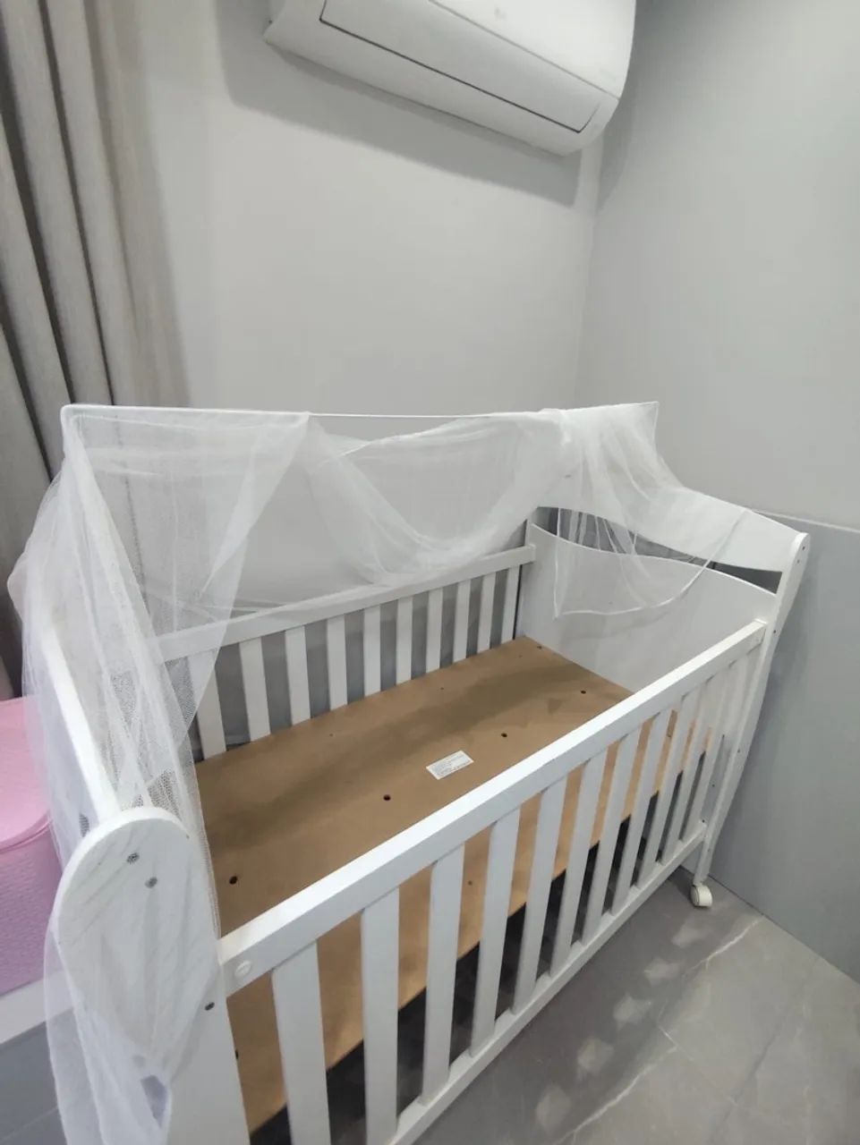 Vendo berço branco  - Foto 2