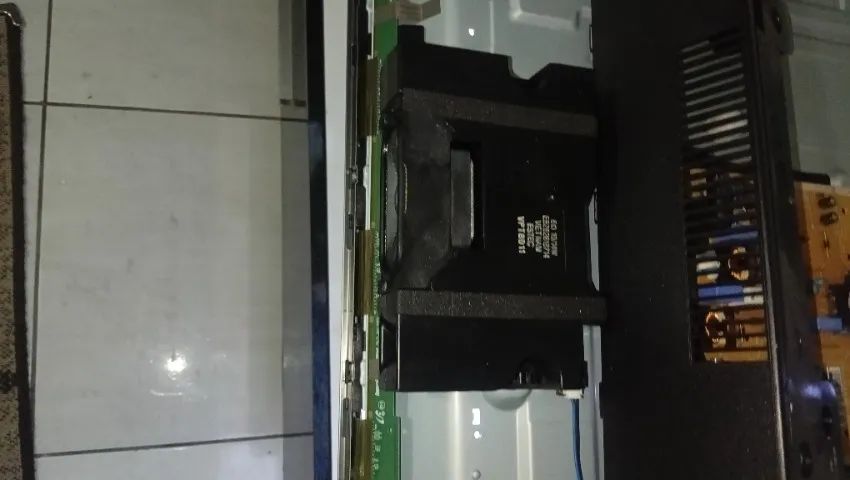 Peças sortidas de Tv LG 50 Polegadas 50KU6520psa - Foto 4