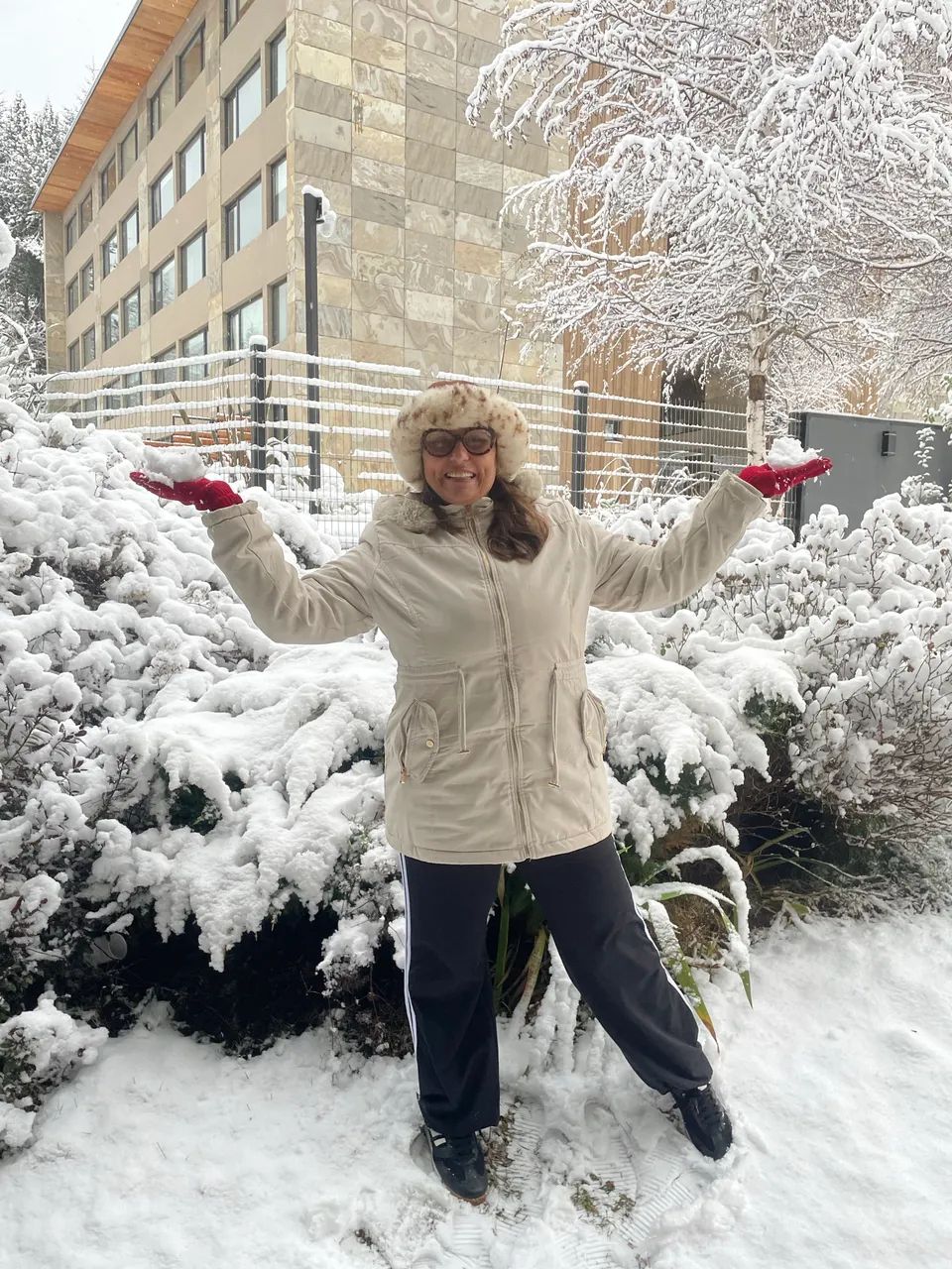 Conjunto estilo inverno casacos cachecol chapéu  - Foto 3