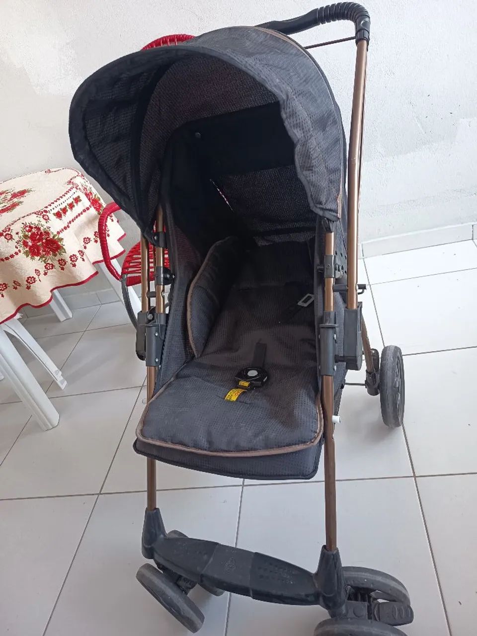 Carrinho de bebê reversível  - Foto 5