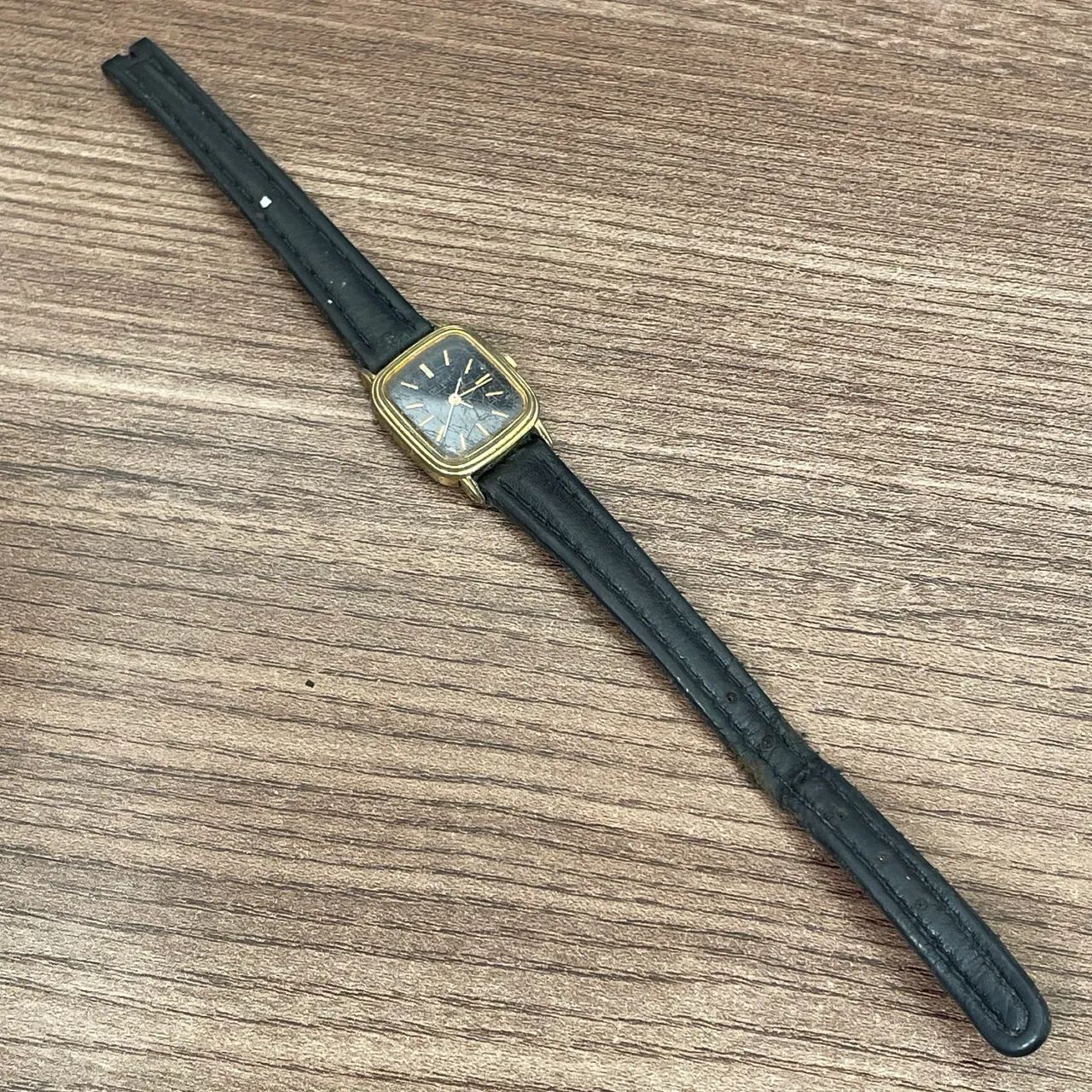 Relógio Orient Quartz Vintage Retangular - Para Coleção ou