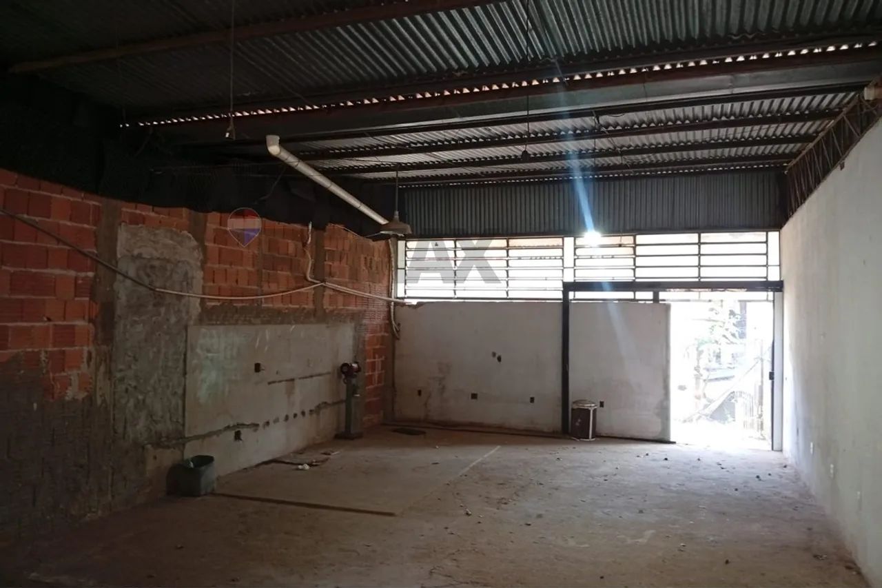 Galpão Comercial em Lins - Ótimo Preço!
