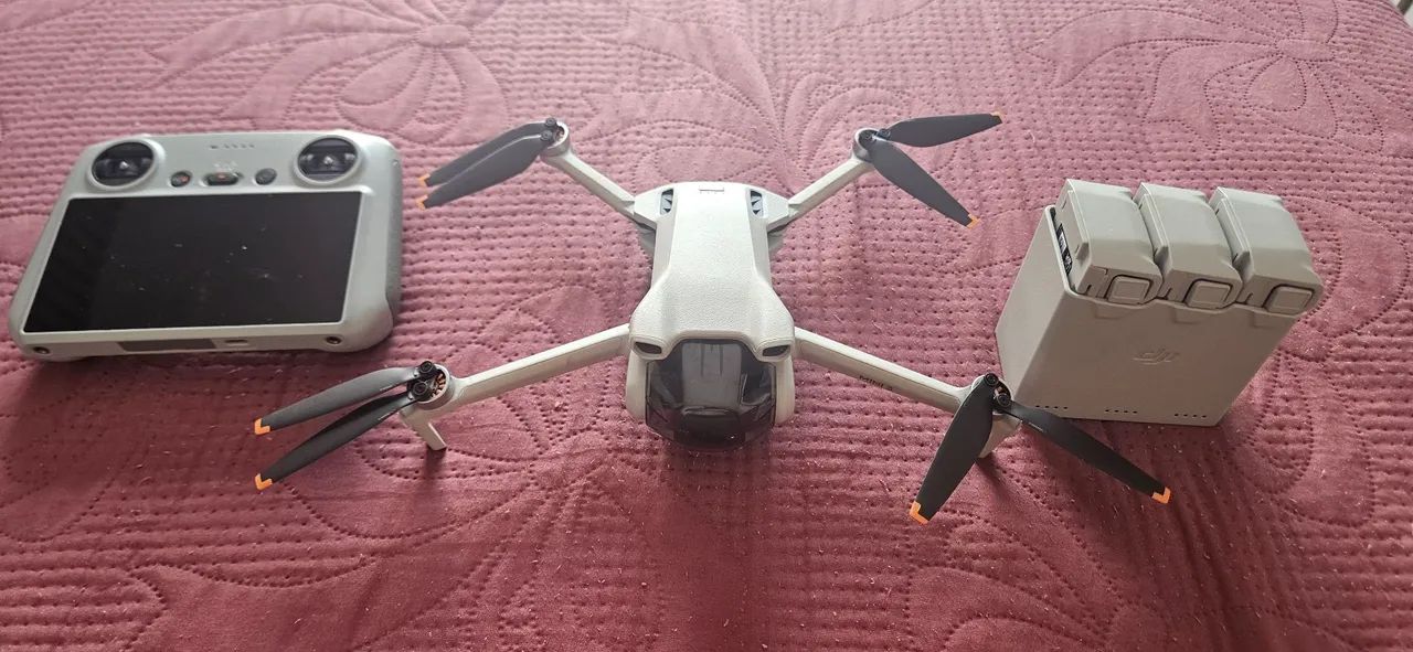 Vende se drone mini 3 Dji combo fly