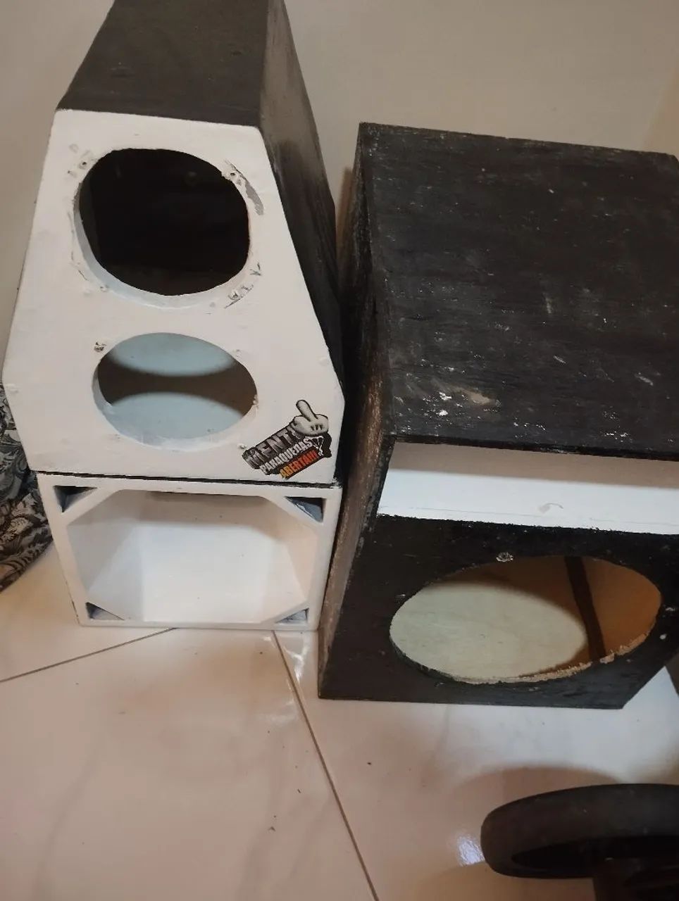 Peças de som com caixote ( SOM DE CARRO)