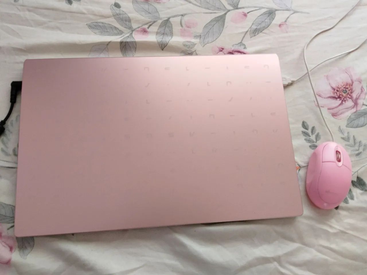 Nootbook Asus rosé  - Foto 4