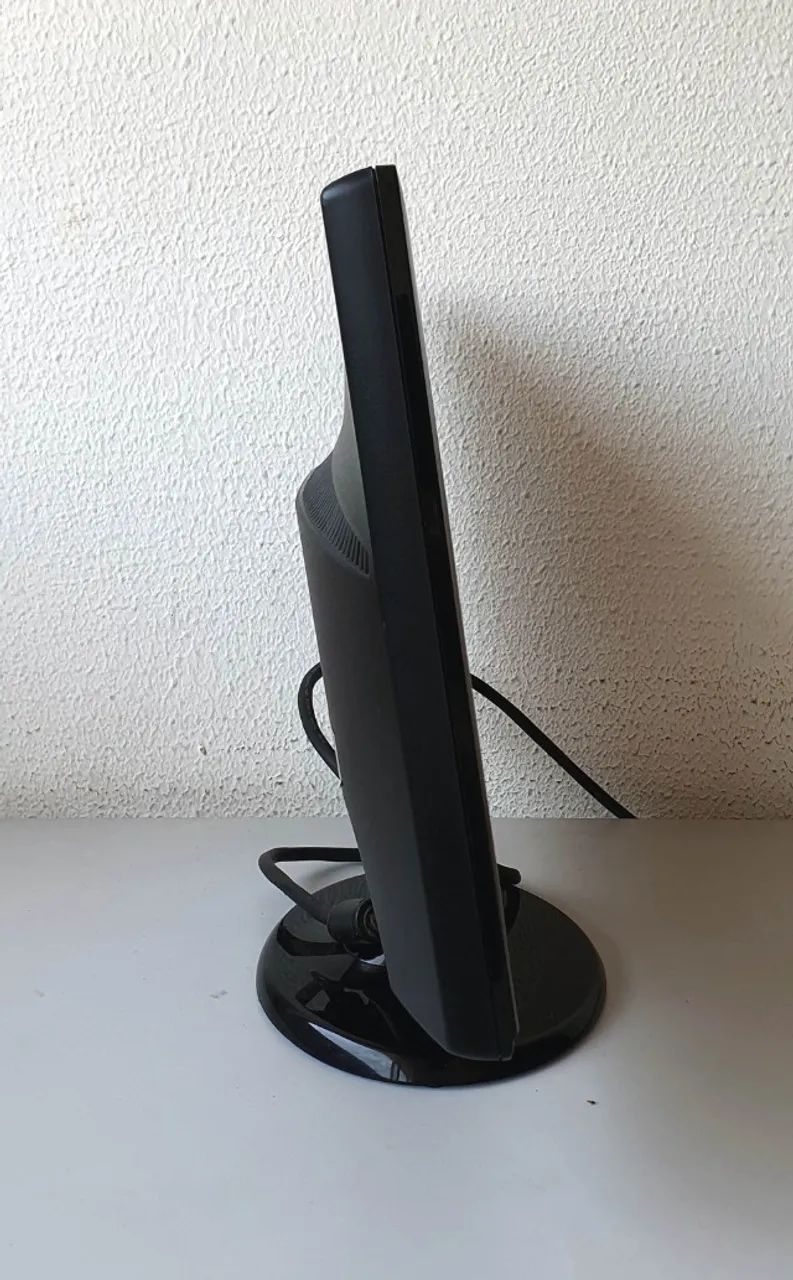 Monitor LG Flatron W2043S (sem cabo USB) - Foto 3