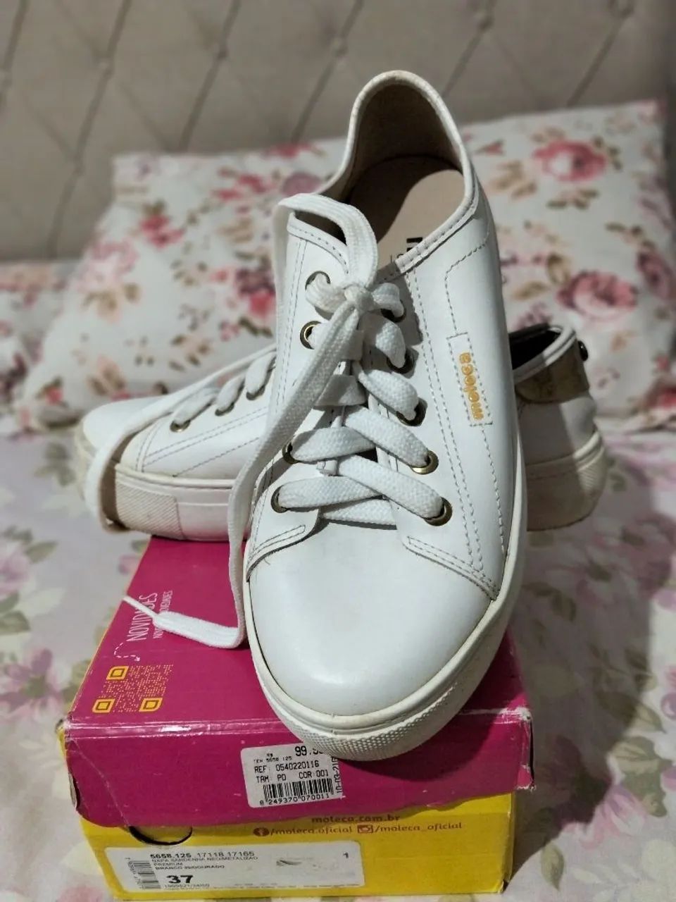 Tênis feminino Moleca branco 