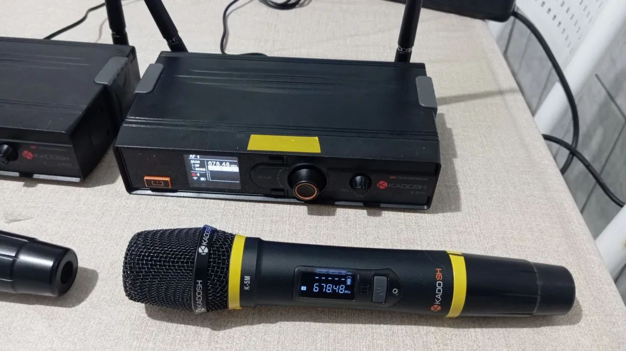 Microfone de mão sem fio Kadoshi K-501