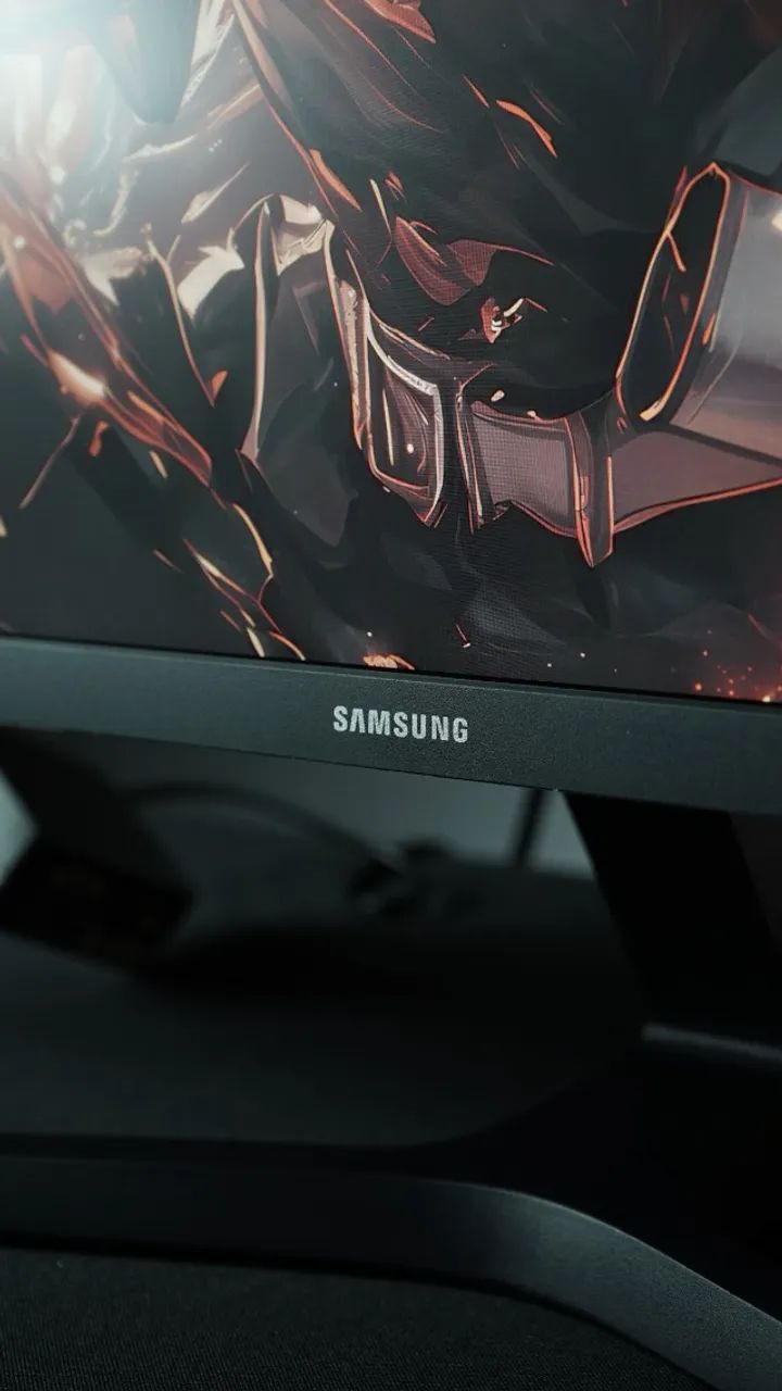 Monitor Samsung  32" 4K UHD  - Foto 2
