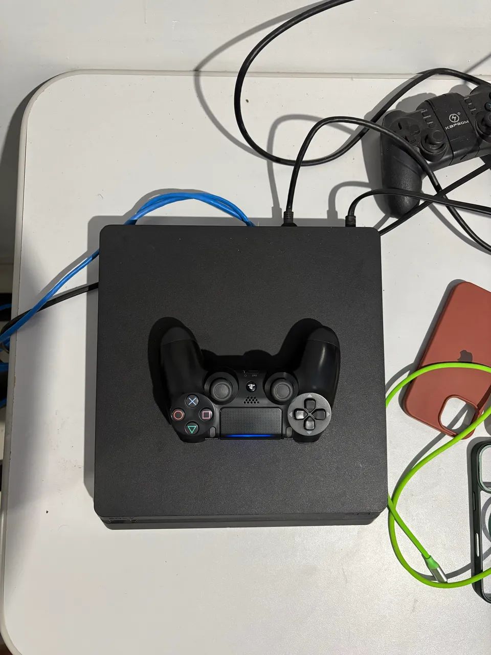 PS4 slim