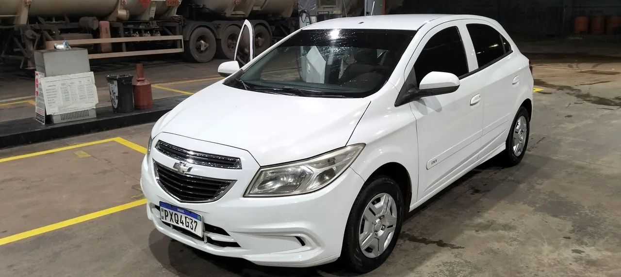 Chevrolet Onix ONIX HATCH LT 1.0 8V FLEXPOWER 5P MEC. 2016