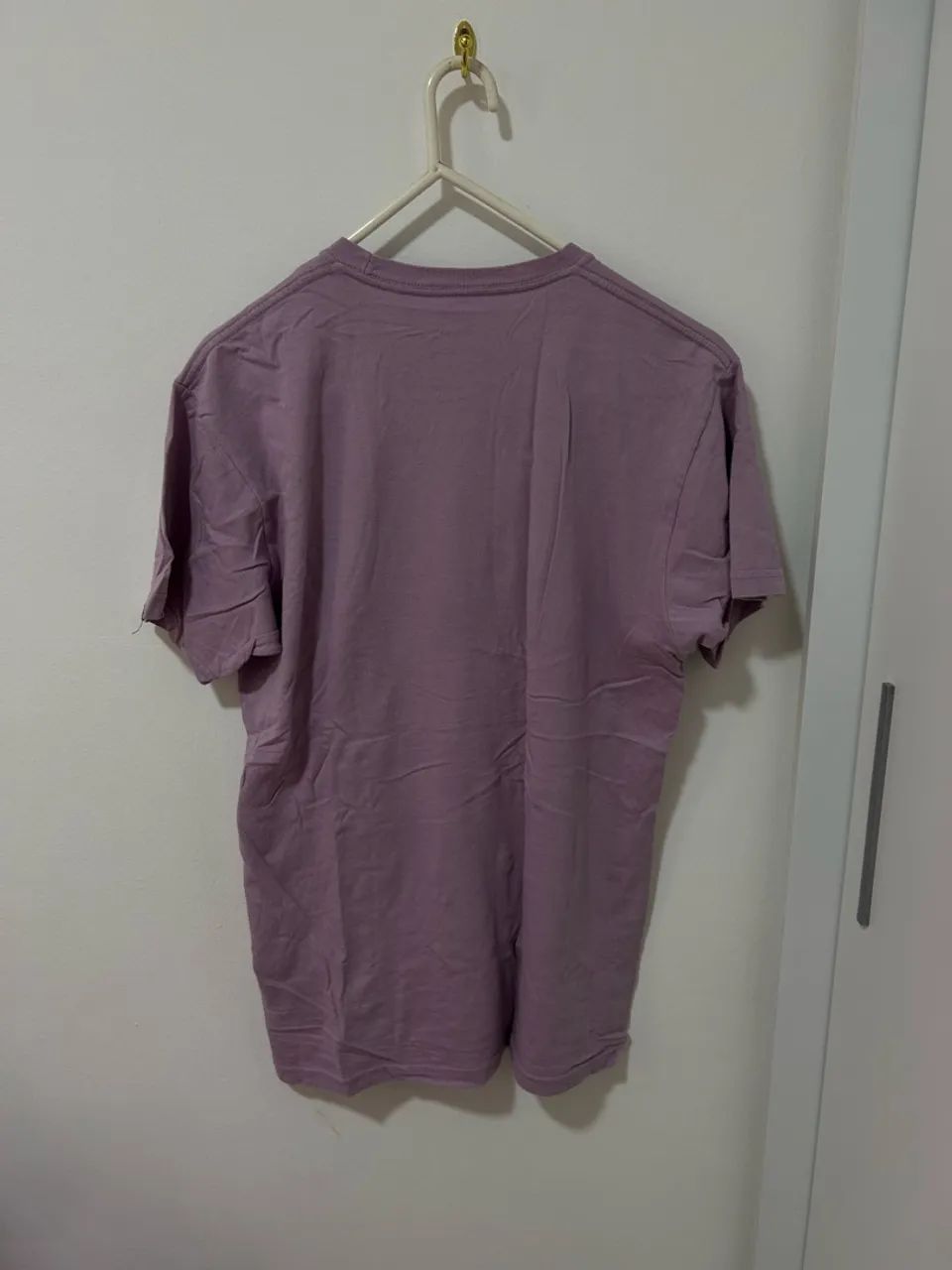camiseta lilás vans  - Foto 3