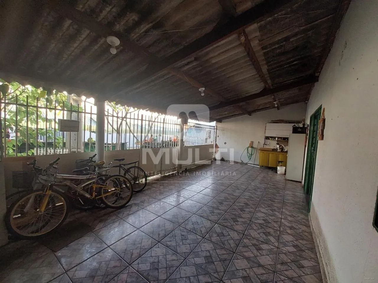 Casa - LARANJEIRAS