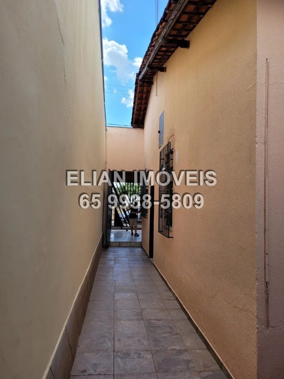Casa Espaçosa com 3 Quartos sendo 01 Suíte Master e Ampla Área Externa - Foto 4