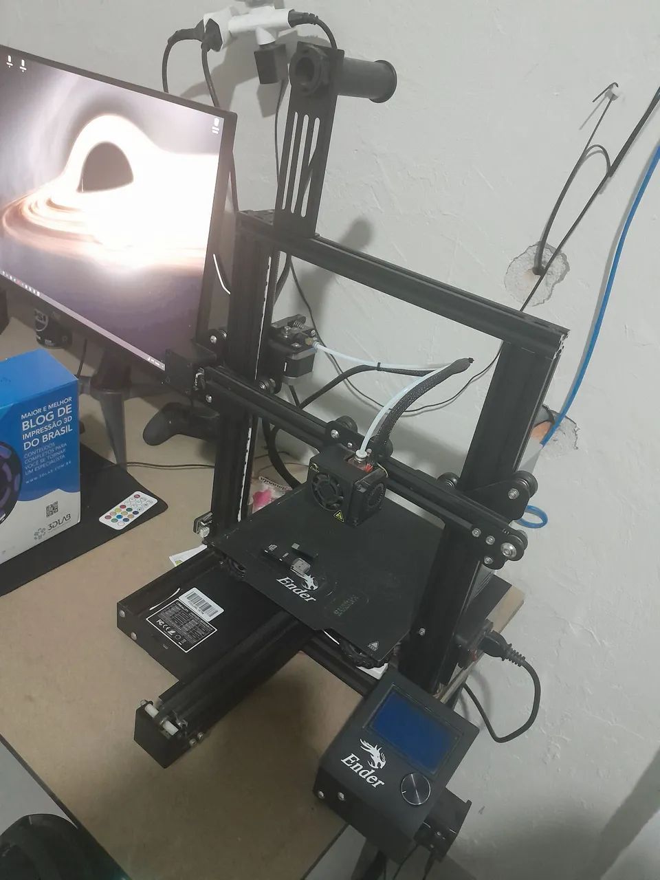 Vendo ou troco impressora 3D Creality ender 3 