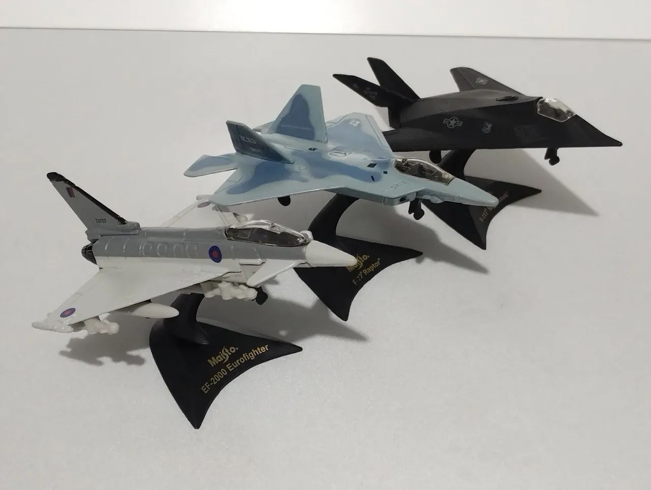 Avião Miniatura Maisto Tailwinds Coleção - Lote 3