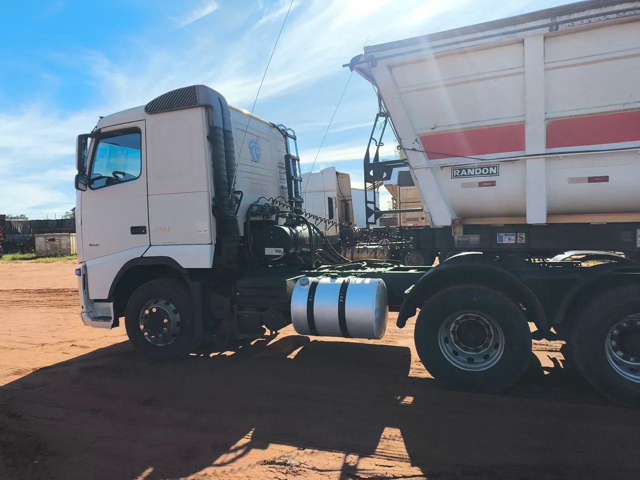 Fh 480 Rodocaçamba Noma  - Foto 5