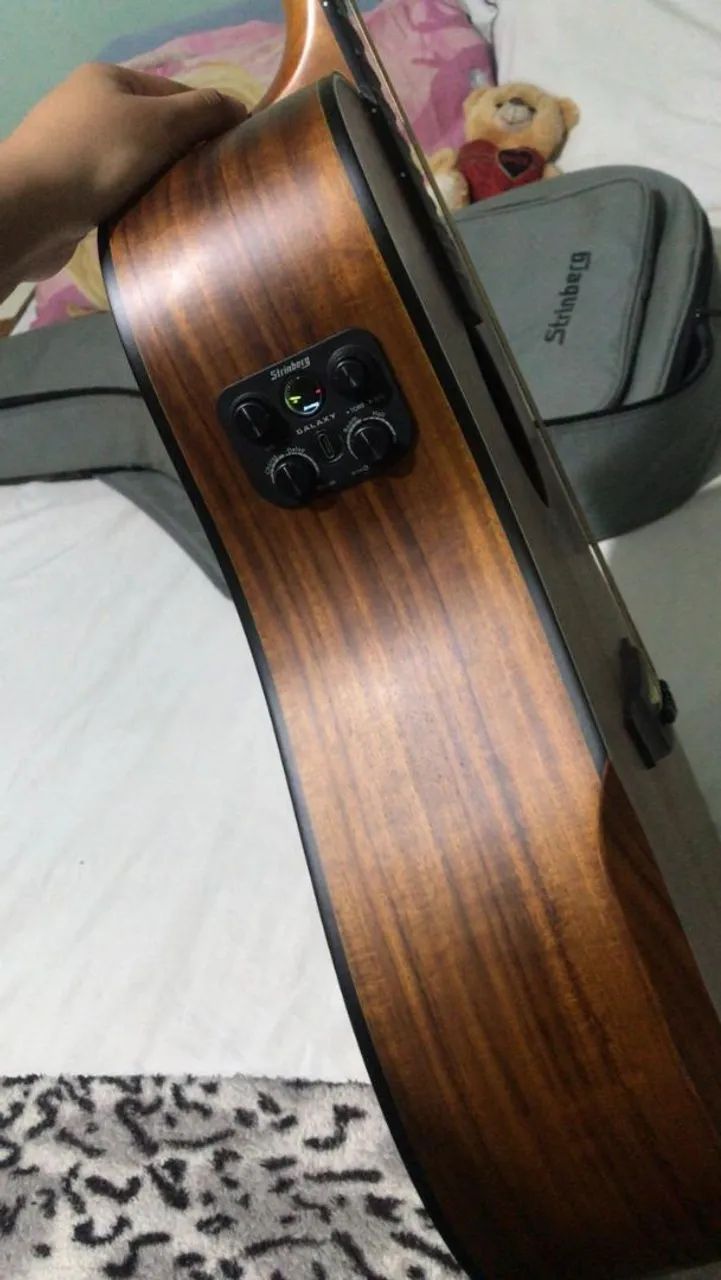 Violão com derley completo 