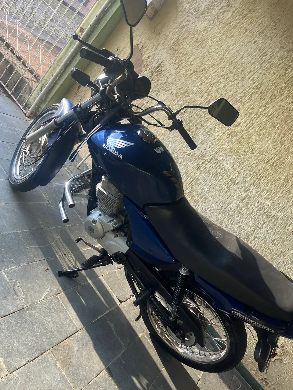 Vendo Titan 2005 - Foto 3