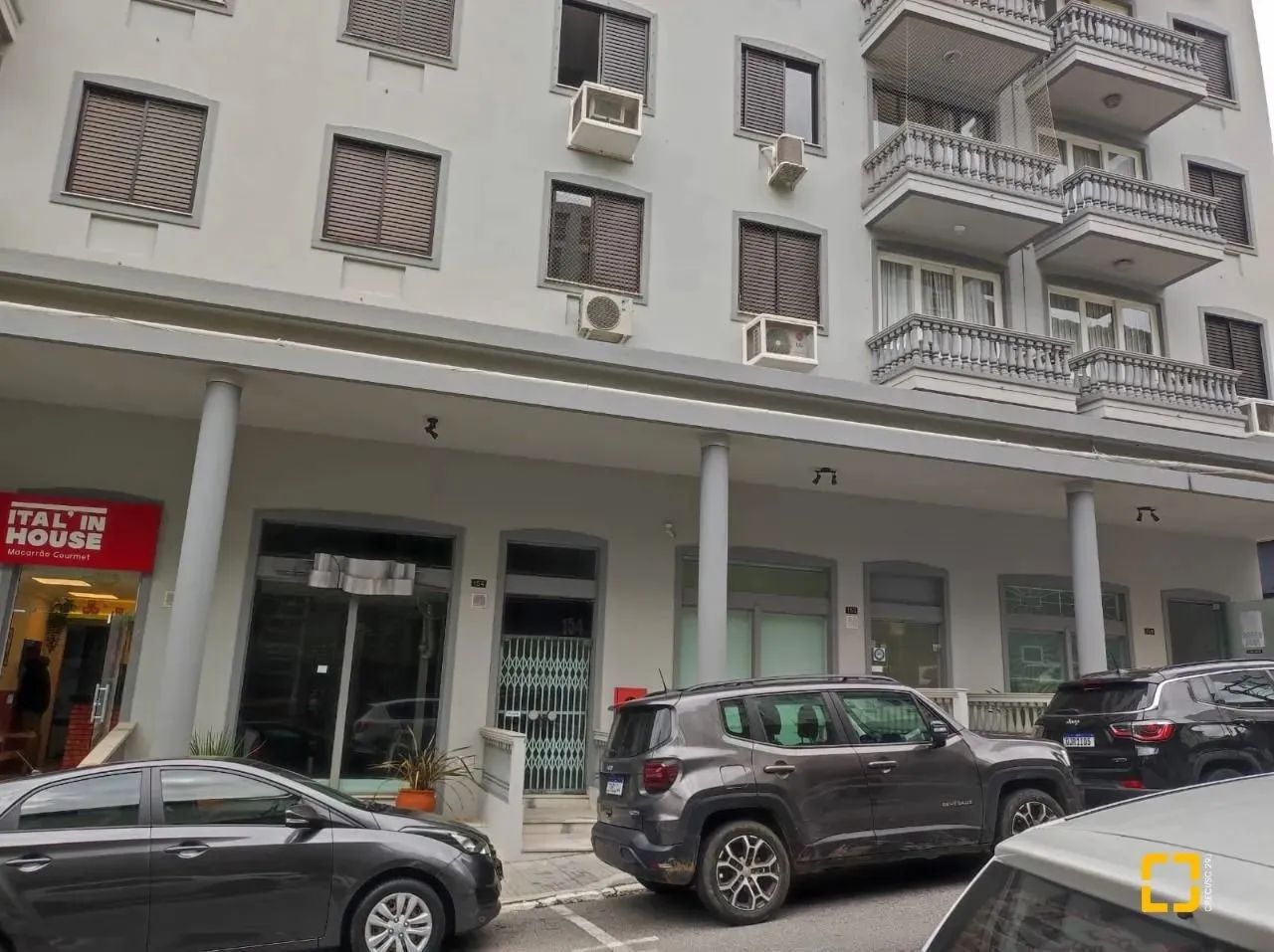 Sala Térrea com 77m2 privativos, no Cetro de Florianópolis - SC