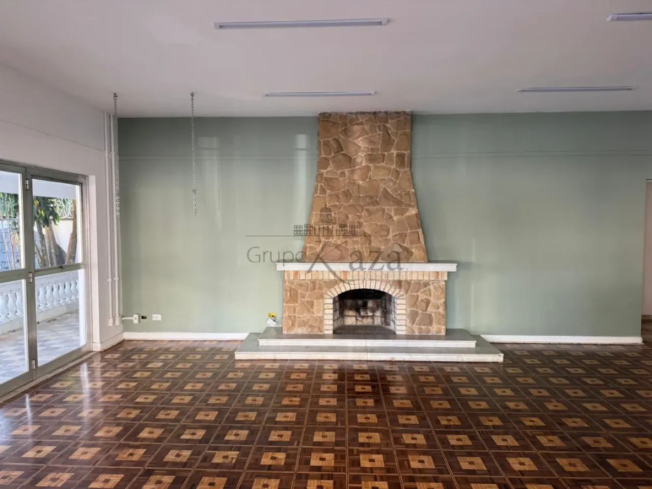 Casa Comercial Residencial - Jardim Apolo - 4 Dormitórios - 470m².