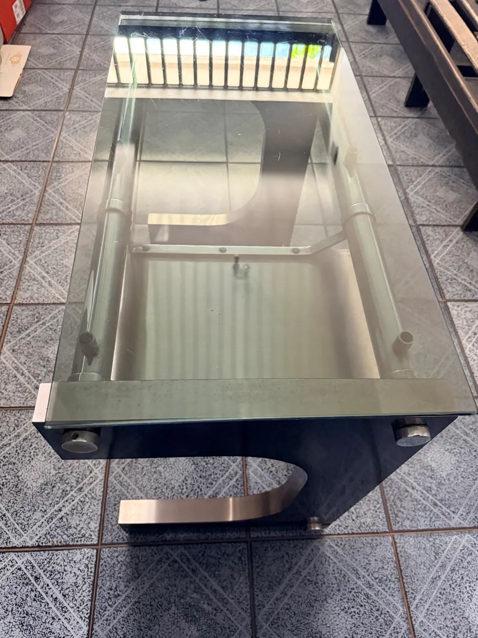 Mesa de Escritório com Tampo de Vidro - Foto 4