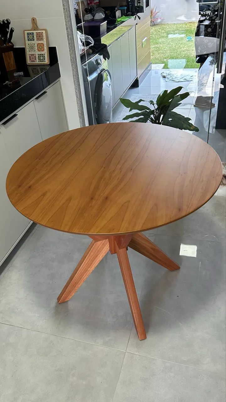 Mesa de madeira maciça  - Foto 3