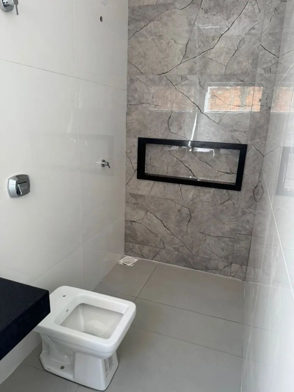 Vendo casa nova com 3 quartos sendo 1 suite com closet e piscina em Gurupi TO - Foto 3